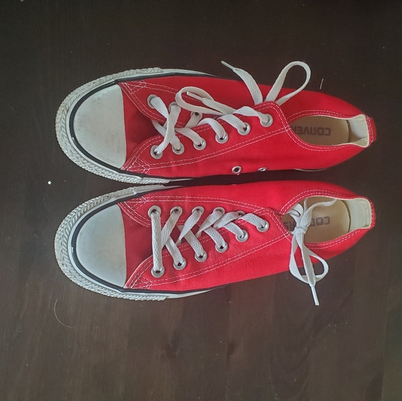 Converse Shoes - Red converse